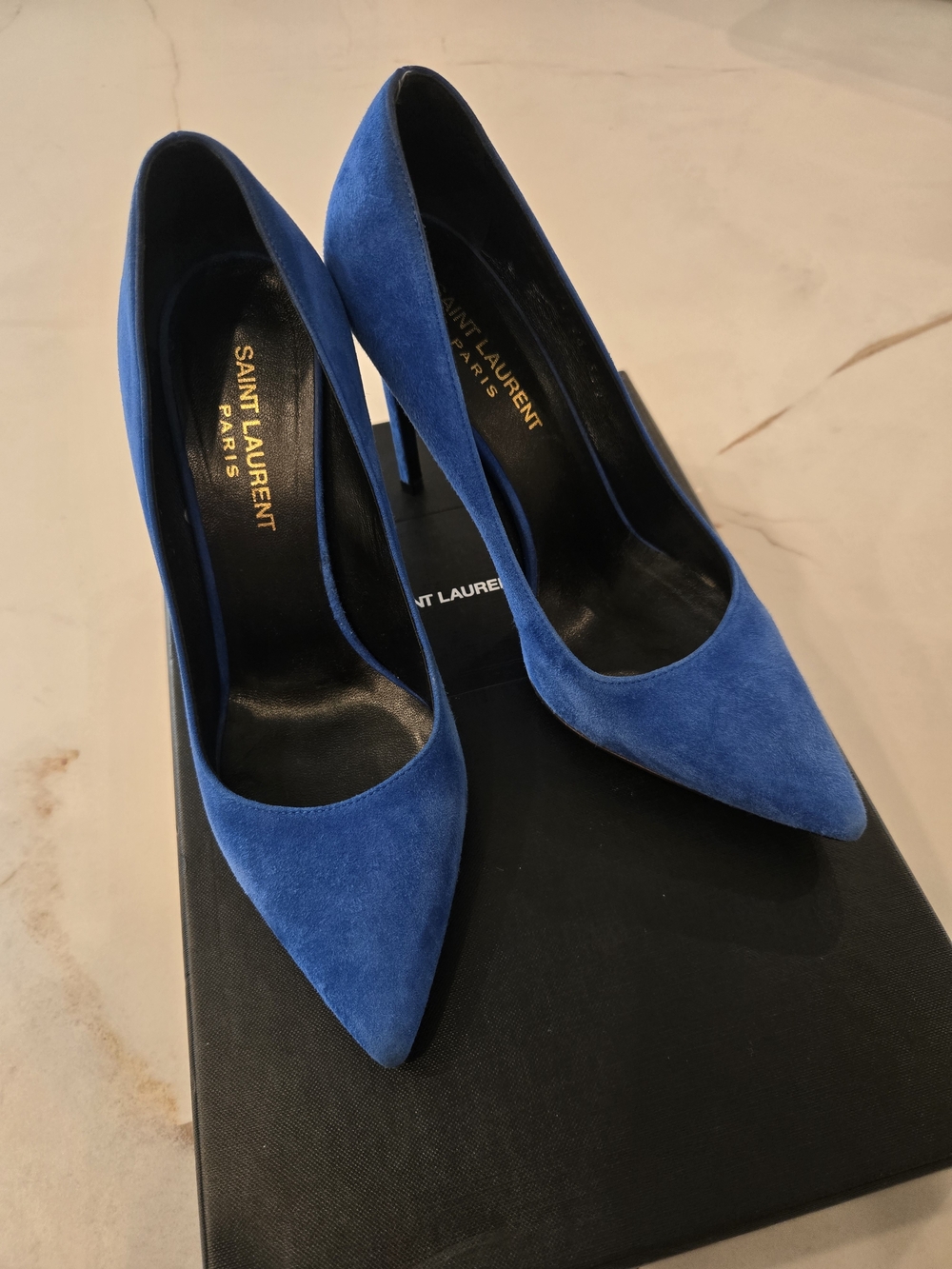SAINT LAURENT SUEDE PUMP